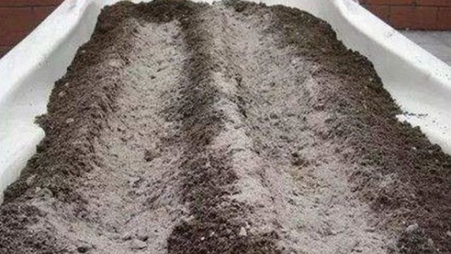 腐熟和未腐熟肥料的区别 腐熟和未腐熟肥料的区别