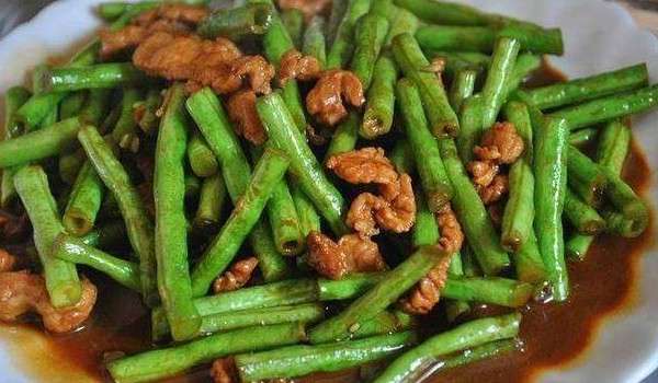豇豆角炒肉的做法