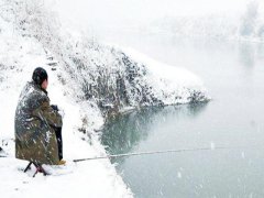 冬季钓鲫鱼，掌握这些技巧，渔获不发愁